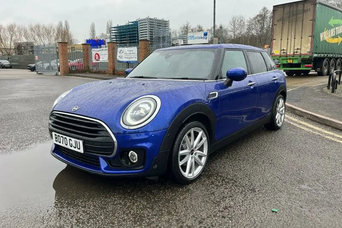 2020-mini-clubman-15-cooper-sport-big-5
