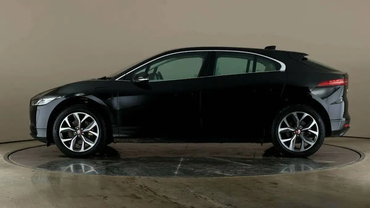 2022-jaguar-i-pace-ev400-hse-big-5
