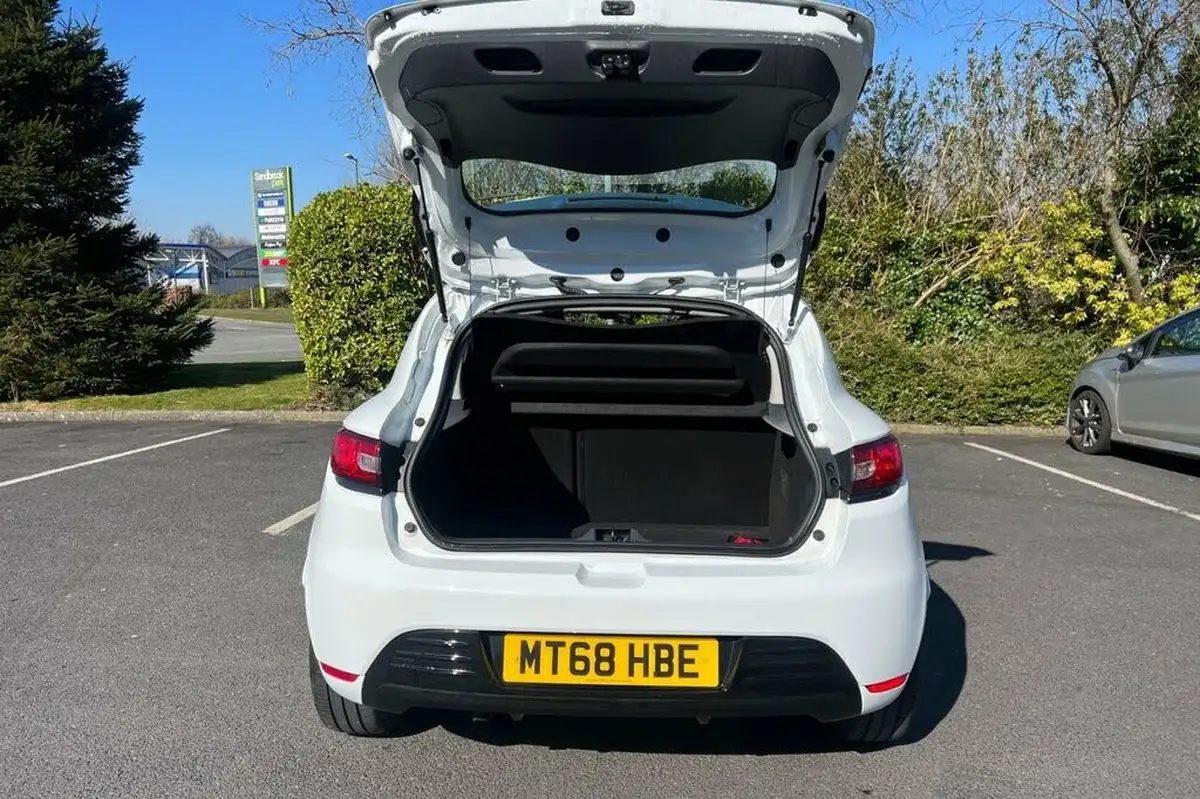 2018-renault-clio-09-tce-play-75ps-big-15