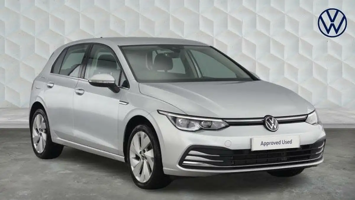 2024-volkswagen-golf-15-tsi-style-130ps-evo-hatchback-big-0