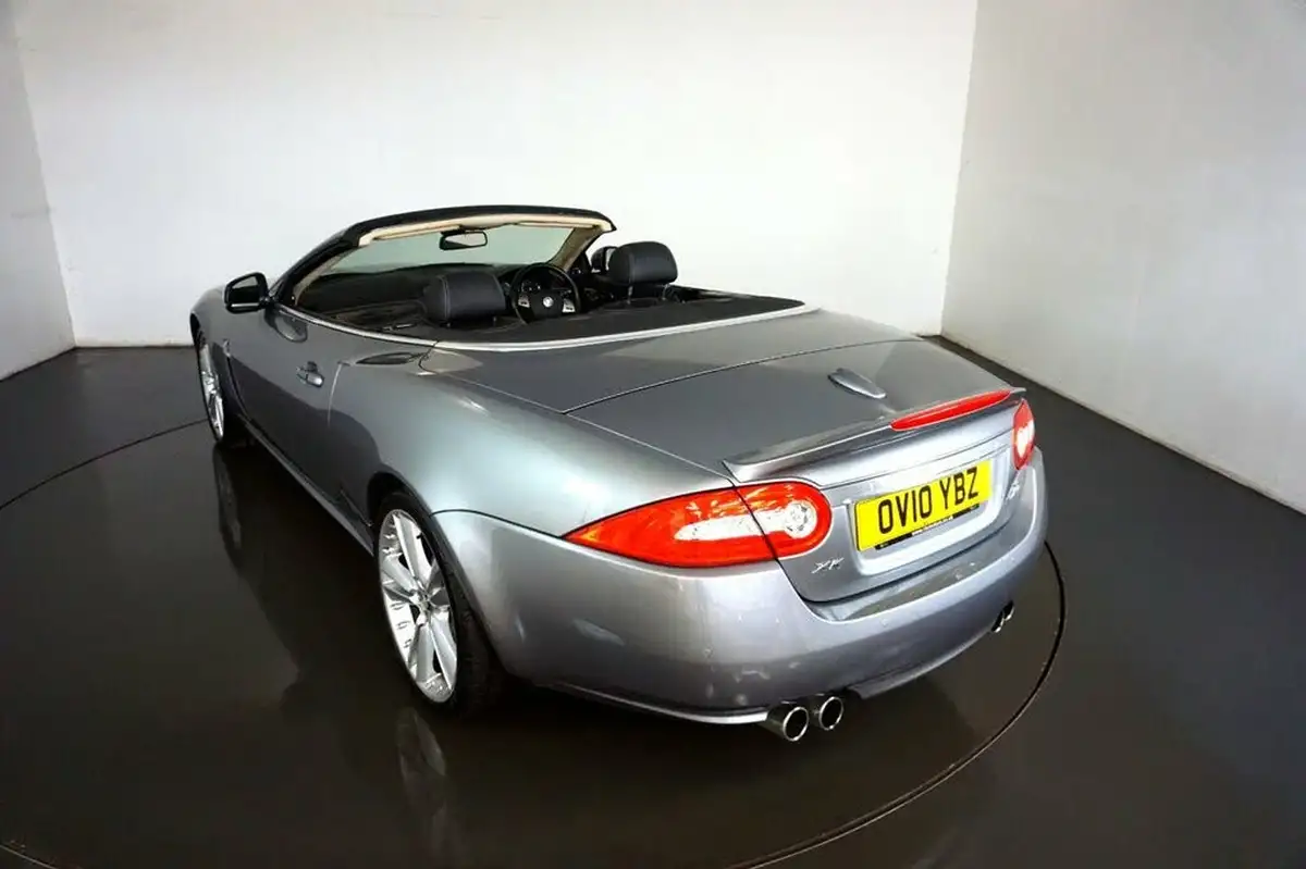 2010-jaguar-xkr-50-convertible-big-6