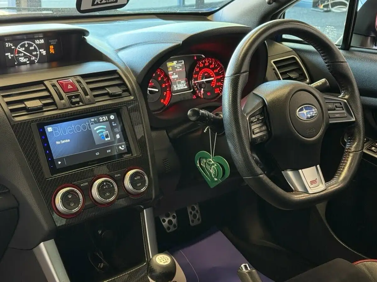 2014-subaru-wrx-25-sti-type-uk-big-26