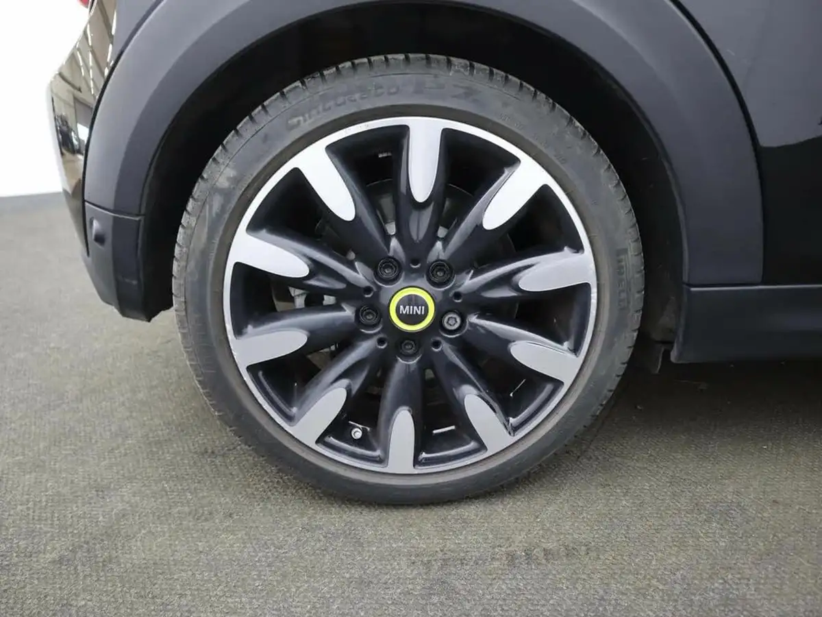 2023-mini-cooper-e-cooper-s-3-big-5