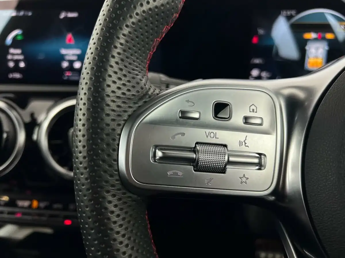 2019-mercedes-benz-a-class-13-a200-amg-line-executive-hatchback-5d-7g-dct-big-16