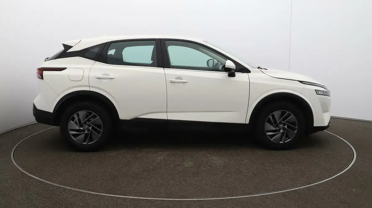 2022-nissan-qashqai-13-dig-t-acenta-premium-140ps-big-39