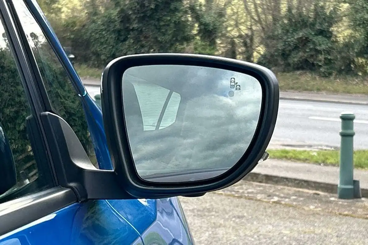 2021-nissan-leaf-e-n-connecta-big-49