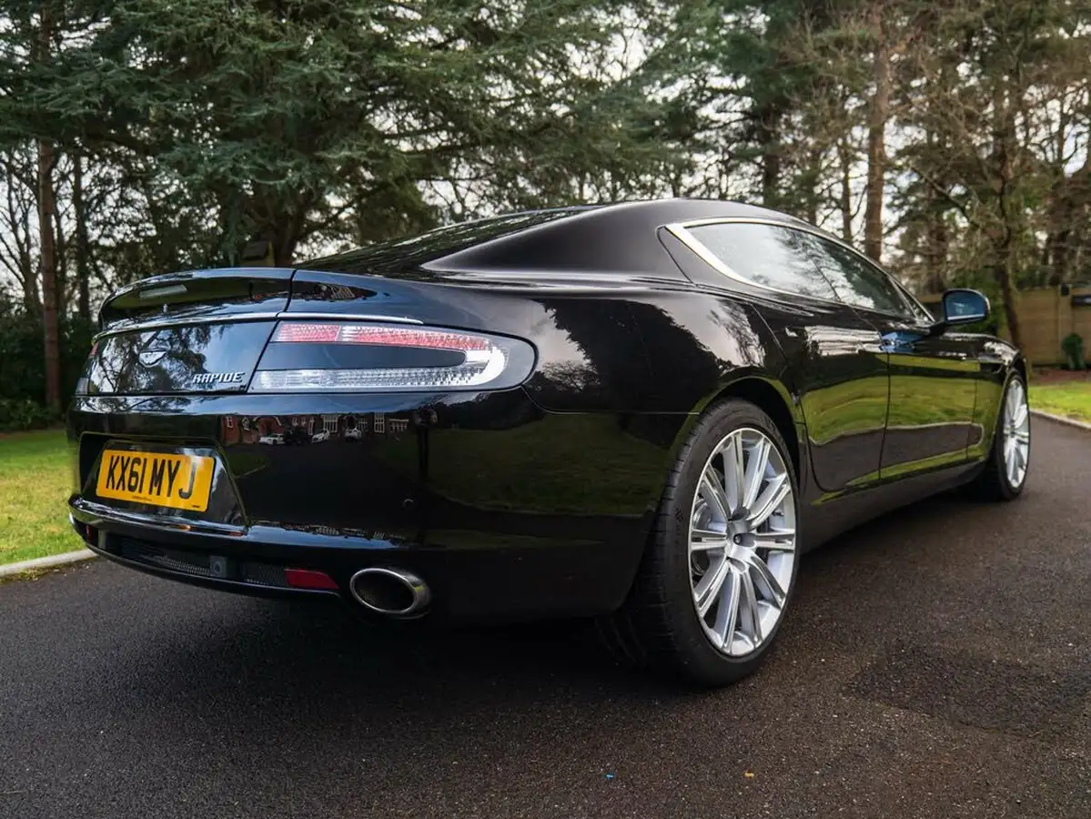 2012-aston-martin-rapide-s-v12-60-big-20