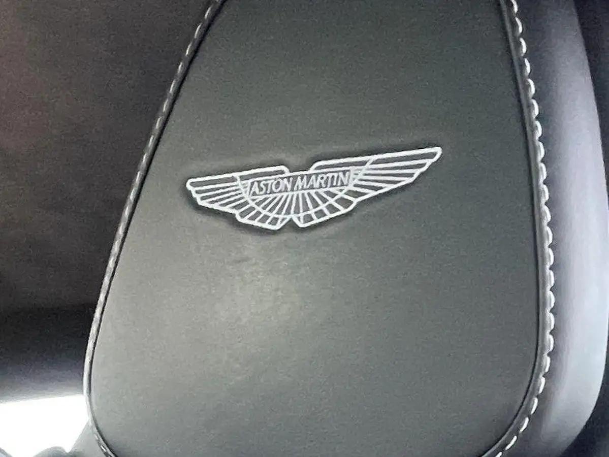 2020-aston-martin-db11-40-v8-503bhp-big-25
