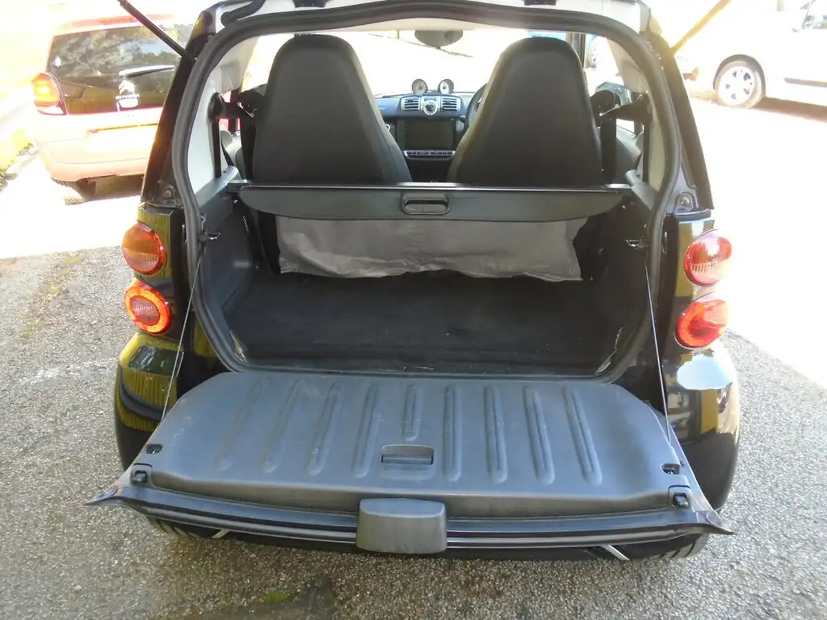 2014-smart-fortwo-10-edition-21-coupe-big-9
