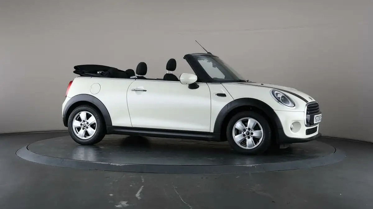 2020-mini-cooper-15-cooper-classic-convertible-2d-big-47