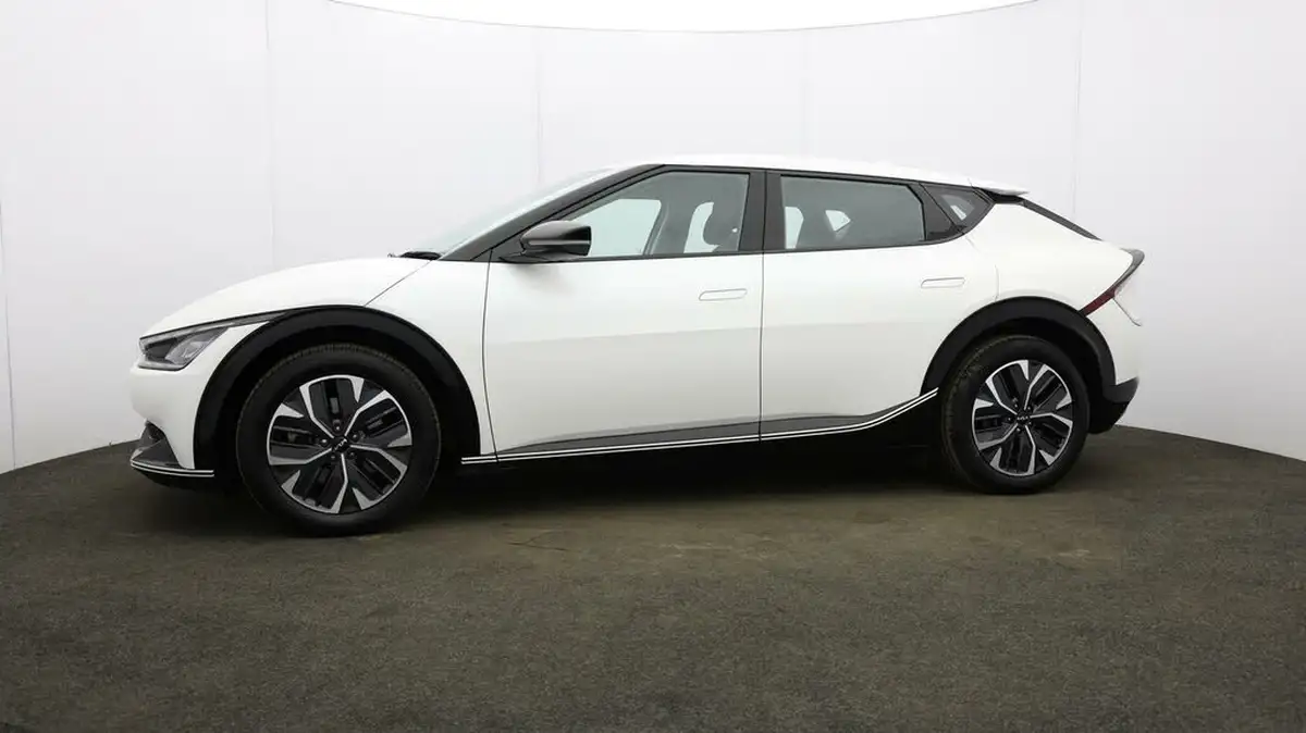 2022-kia-ev6-e-air-big-25