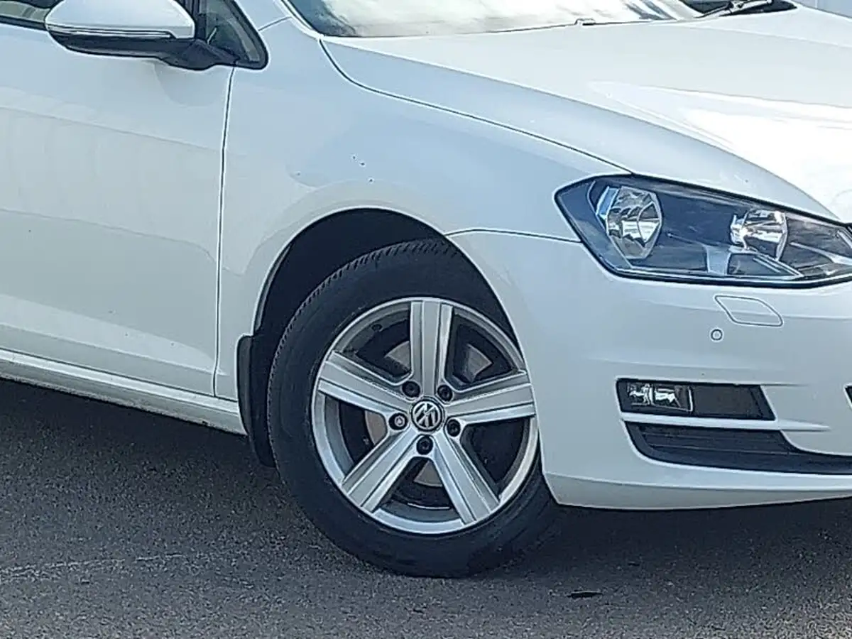 2016-volkswagen-golf-20tdi-match-edition-hatchback-5d-big-8