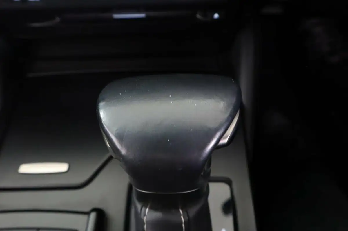2020-lexus-es-300h-25-es-218bhp-without-navigation-big-10
