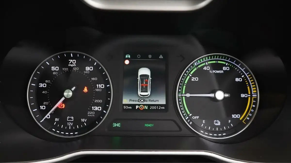 2021-mg-zs-suv-e-exclusive-ev-big-10