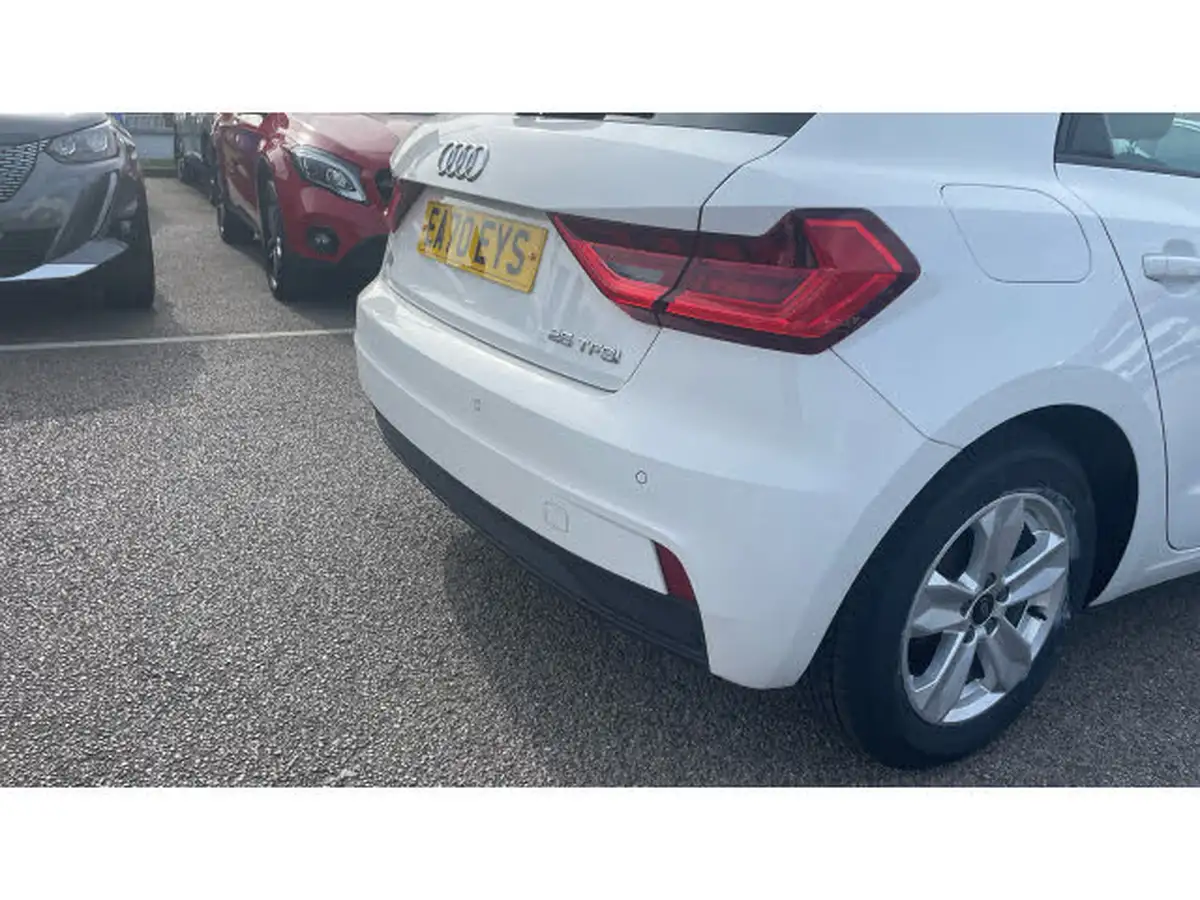 2020-audi-a1-10-25-tfsi-technik-big-31