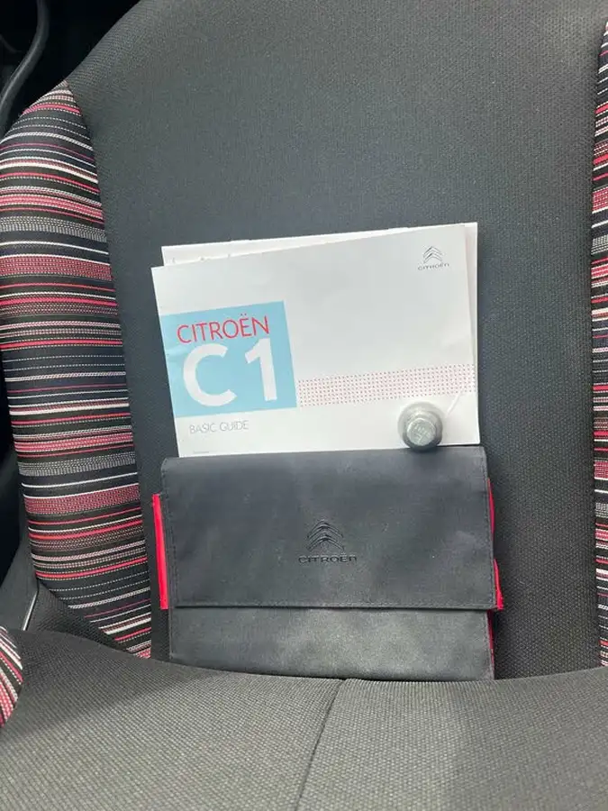2021-citroen-c1-10-vti-shine-5d-big-30