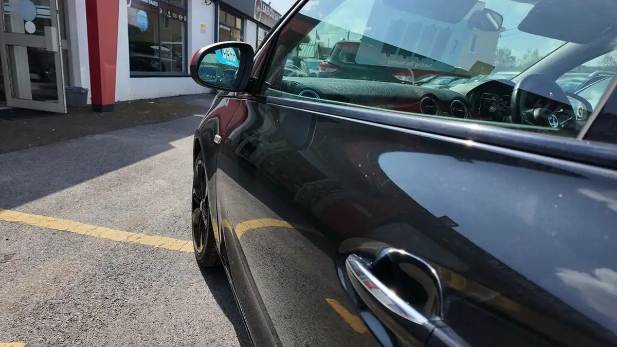 2013-vauxhall-adam-14-glam-style-pk-87ps-big-24
