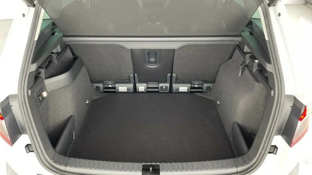 2018-skoda-karoq-15-tsi-edition-ss-dsg-big-31