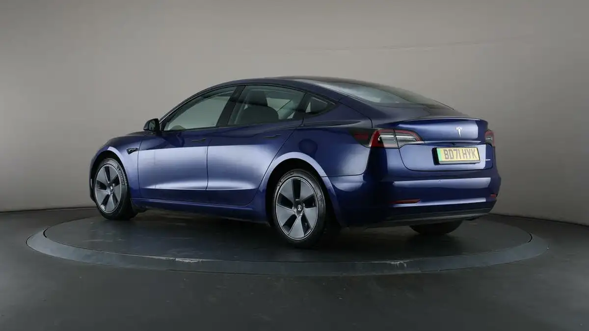 2021-tesla-model-3-e-long-range-awd-big-66