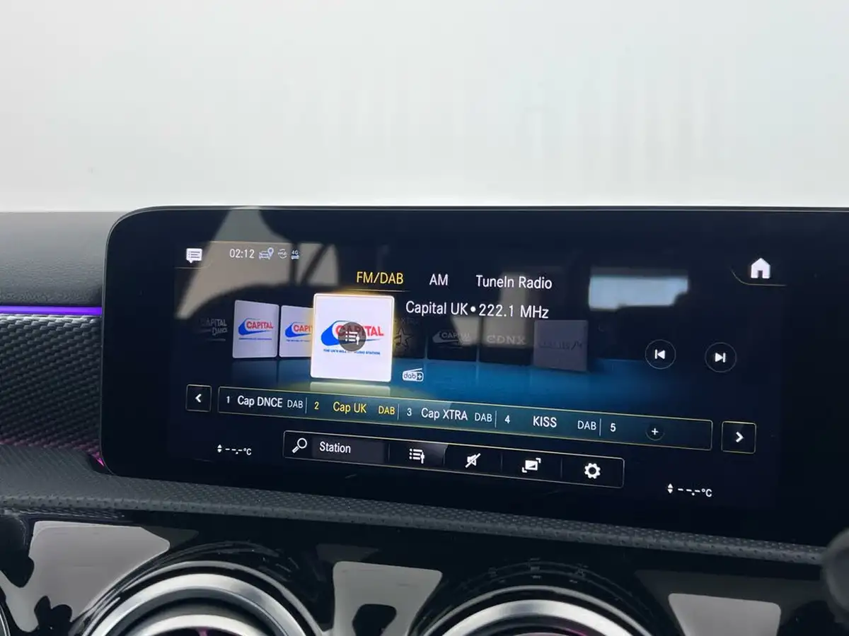 2019-mercedes-benz-a-class-15d-a180d-sport-premium-hatchback-5d-7g-dct-big-27