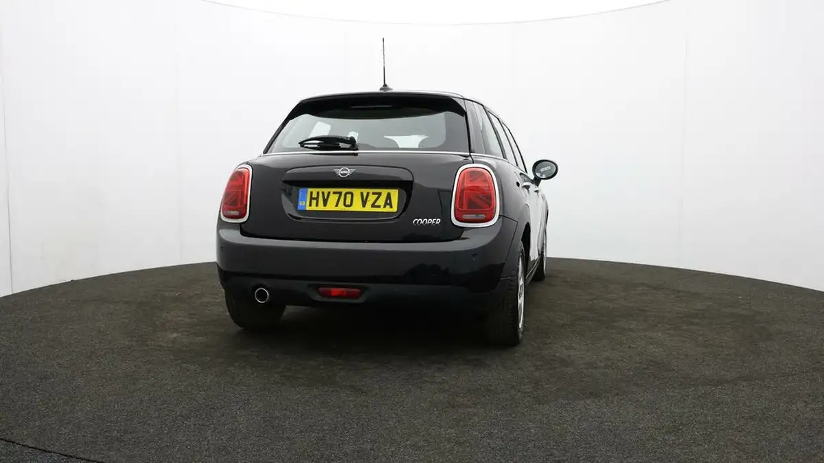2020-mini-countryman-15-cooper-classic-big-68