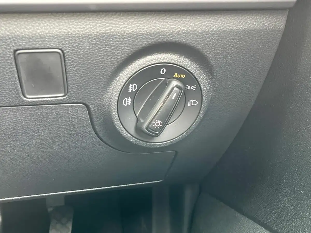 2022-seat-ibiza-10-tsi-xcellence-lux-95ps-big-30