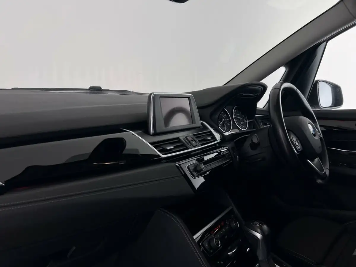 2016-bmw-2-series-15-218i-sport-gran-tourer-5d-auto-big-13