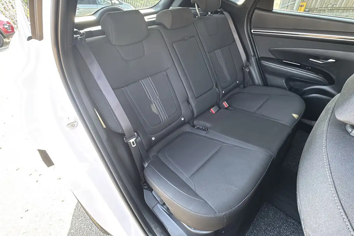 2021-hyundai-tucson-16-t-gdi-premium-230ps-hybrid-1598cc-auto-big-10