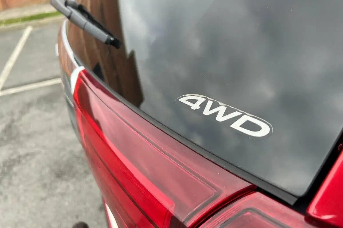 2018-mitsubishi-outlander-22di-d-4-leather-auto-big-24