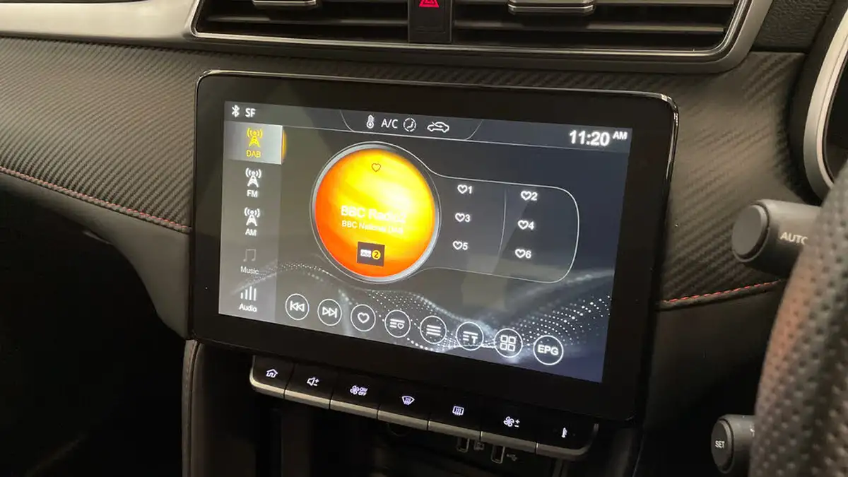 2024-mg-zs-suv-15-vti-tech-exclusive-big-25