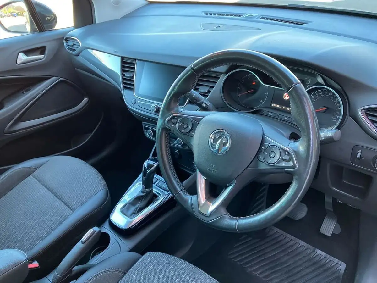 2022-vauxhall-crossland-12-elite-edition-130ps-auto-big-7
