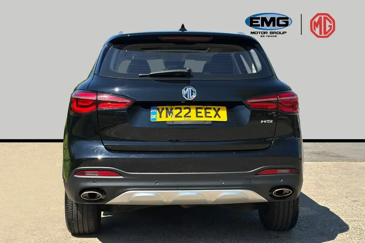 2022-mg-hs-15t-gdi-exclusive-162ps-dct-big-2