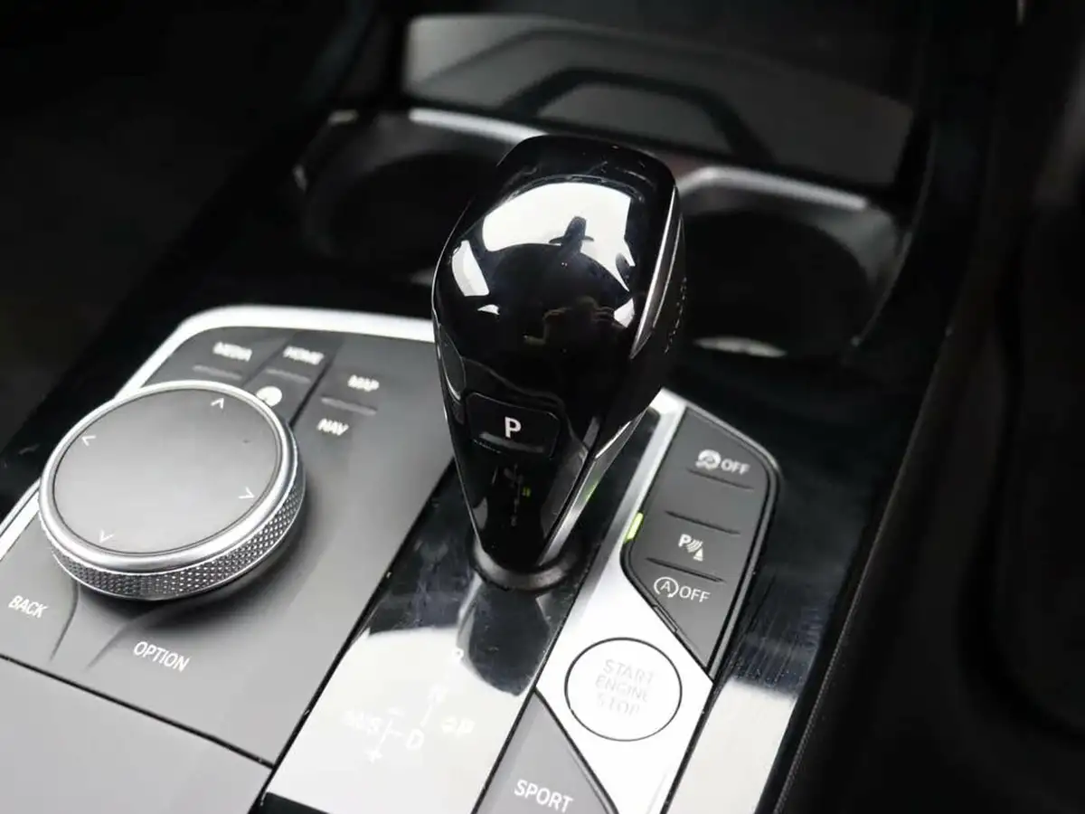 2024-bmw-1-series-15-118i-m-sport-lcp-dct-big-17