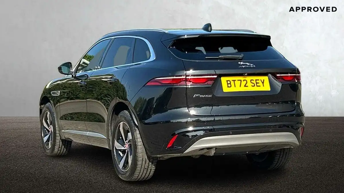 2022-jaguar-f-pace-20-d200-r-dynamic-s-big-1