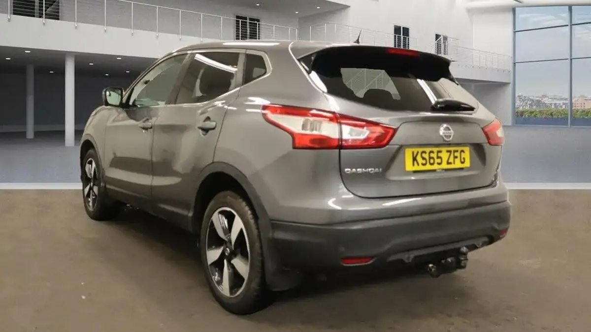 2016-nissan-qashqai-16dci-n-tec-xtronic-cvt-big-6