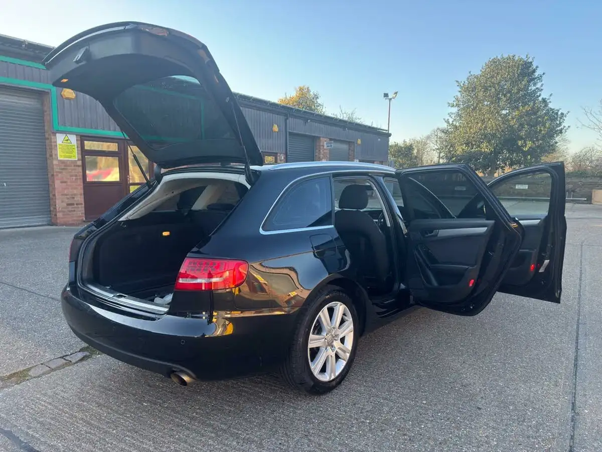 2011-audi-a4-avant-big-77