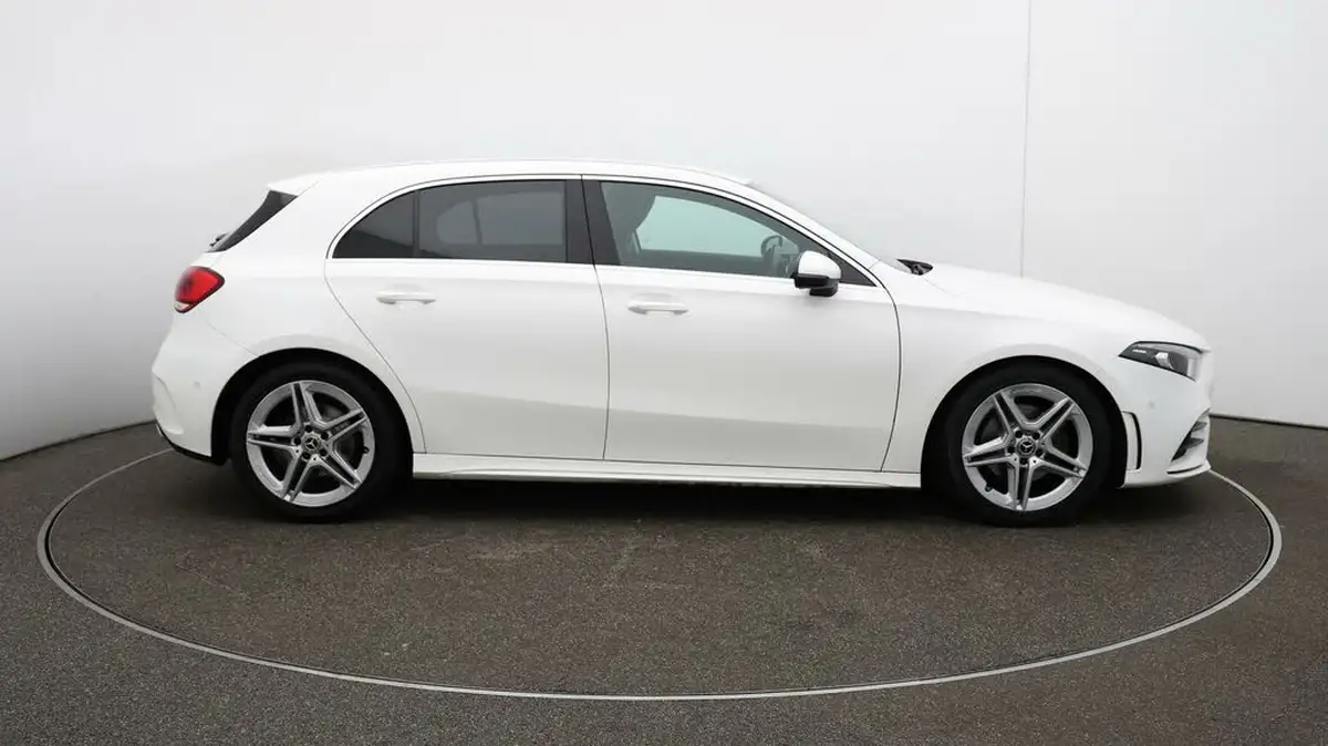 2020-mercedes-benz-a-class-13-a200-amg-line-executive-hatchback-5d-big-42