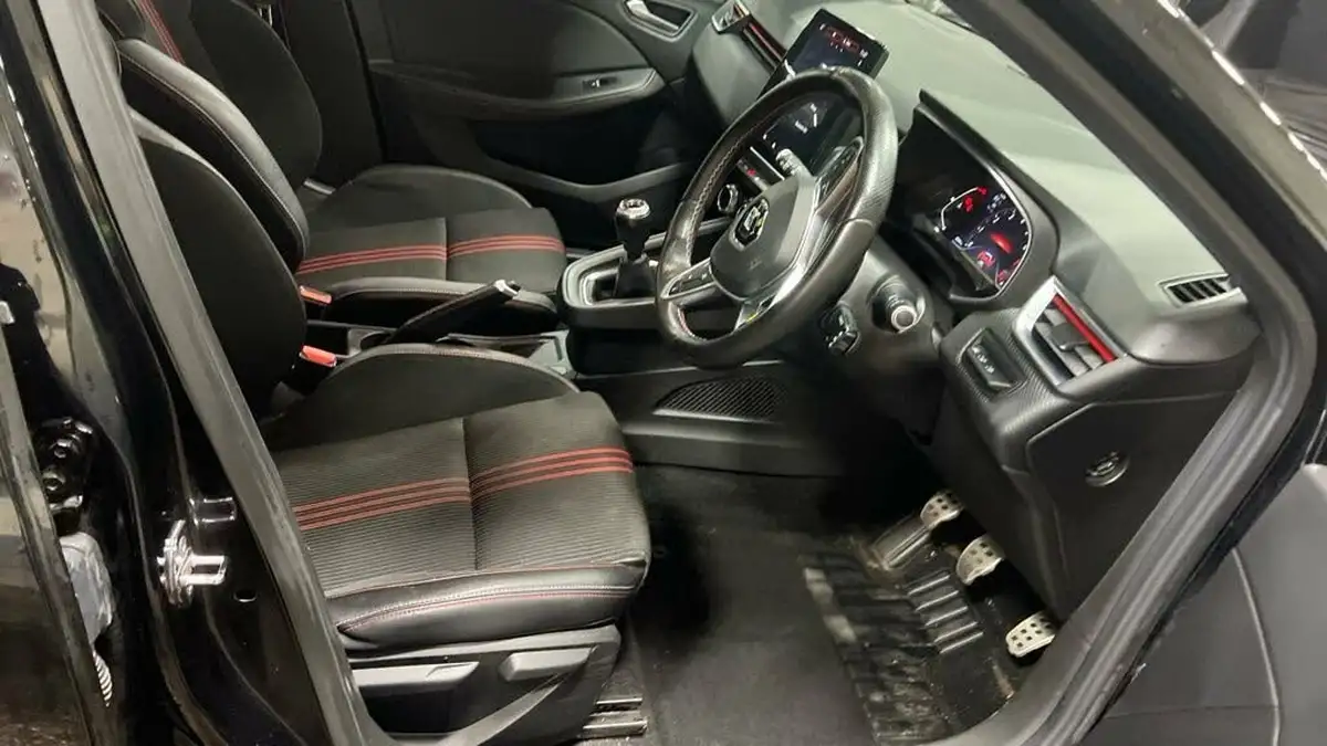 2021-renault-clio-10-tce-rs-line-90ps-big-7