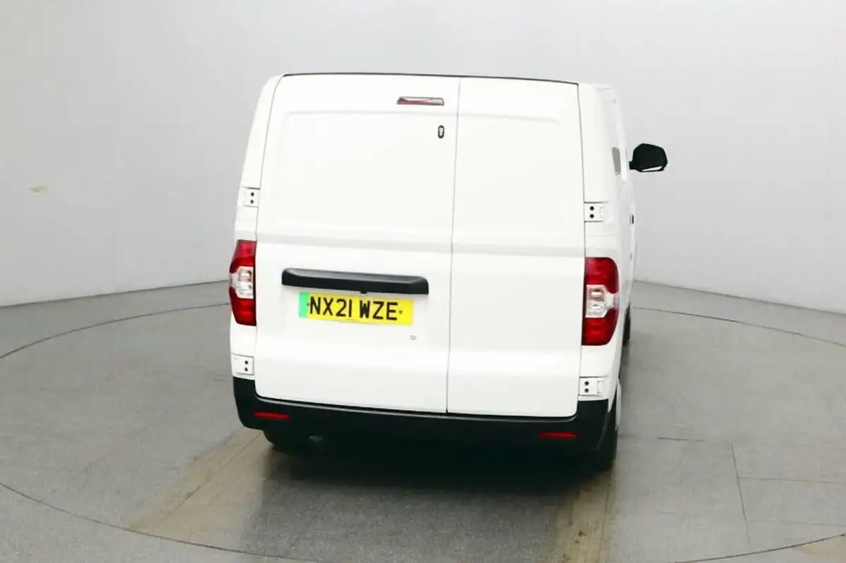2021-maxus-e-deliver-3-e-l1h1-35kwh-big-5