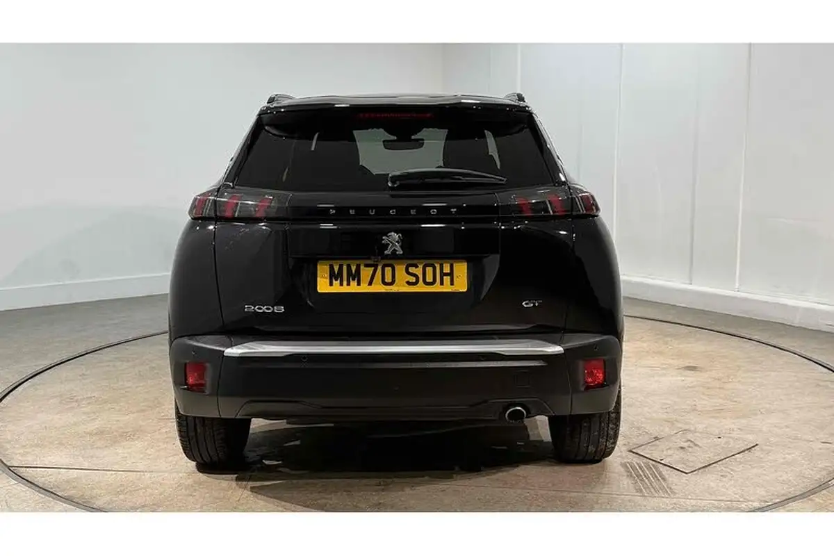 2021-peugeot-2008-suv-15-bluehdi-gt-big-5