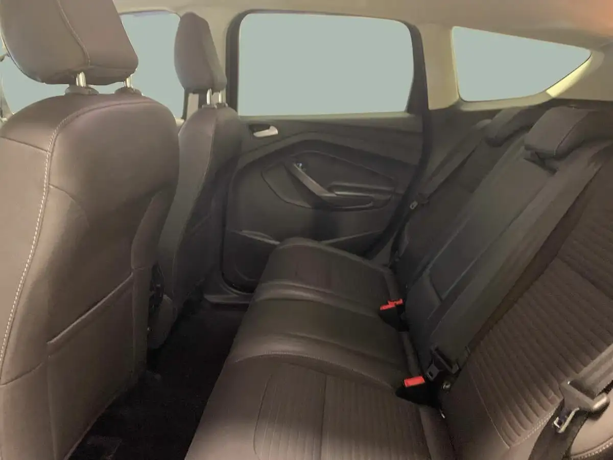 2018-ford-kuga-20tdci-titanium-180ps-awd-big-23