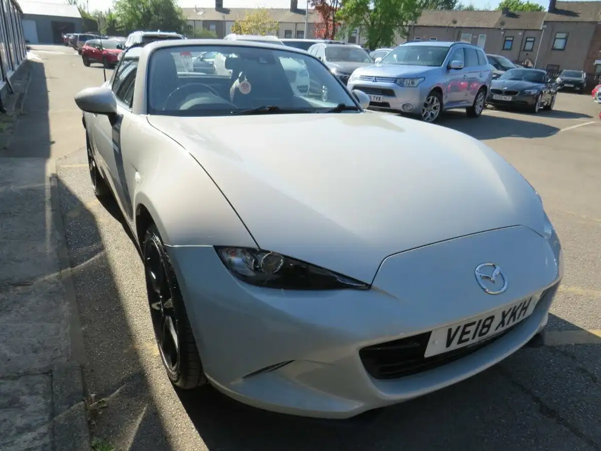 2018-mazda-mx-5-20-sport-rf-big-15