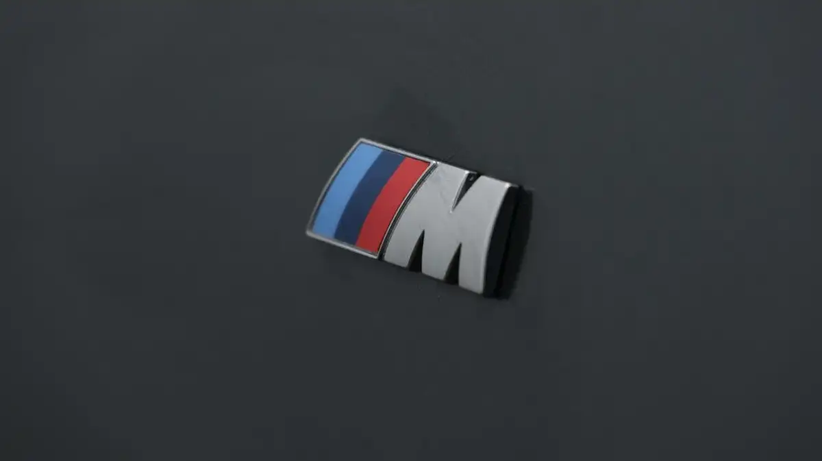 2021-bmw-3-series-20-318i-m-sport-saloon-4d-big-20