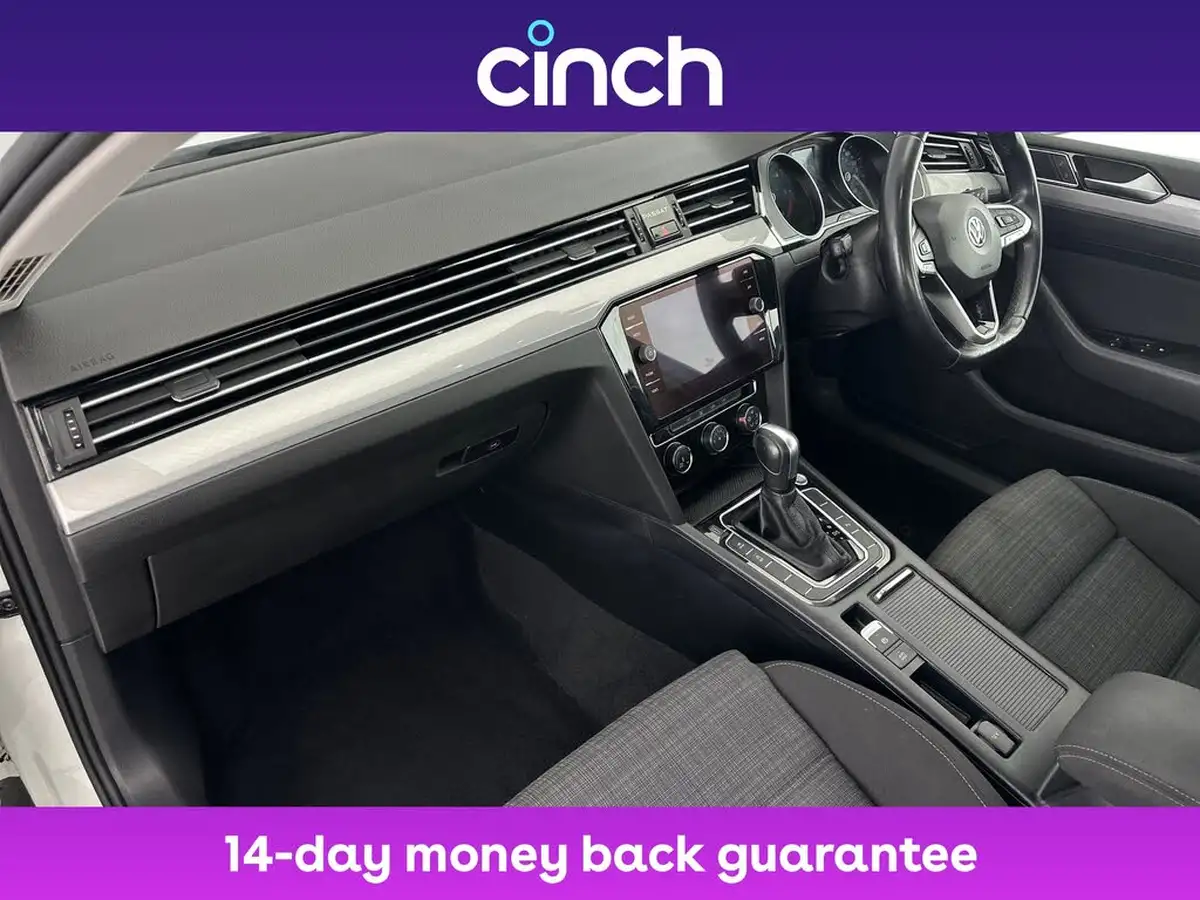 2020-volkswagen-passat-20tdi-se-nav-150ps-saloon-4d-dsg-big-9