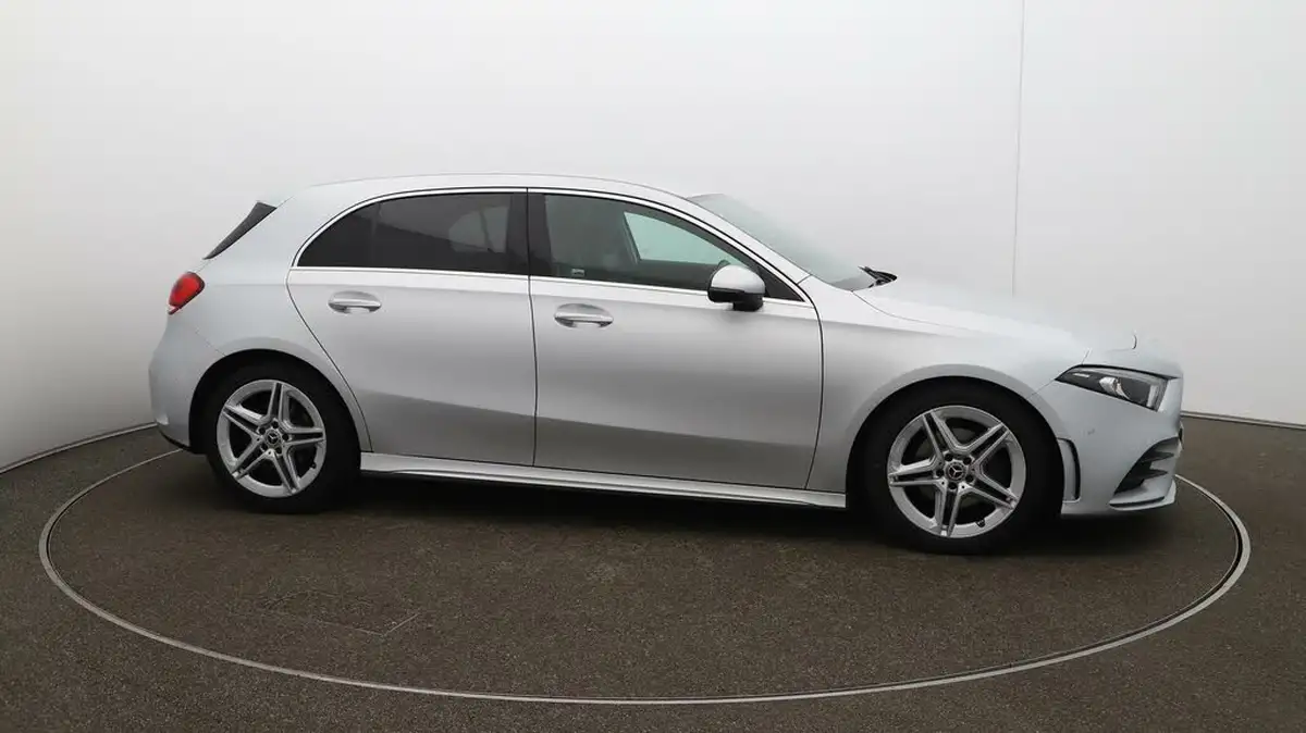 2020-mercedes-benz-a-class-13-a200-amg-line-executive-hatchback-5d-7g-dct-big-40
