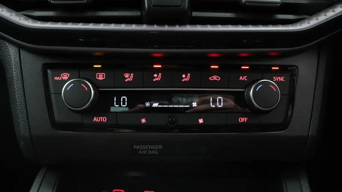 2022-seat-ibiza-10-tsi-xcellence-110ps-dsg-big-12