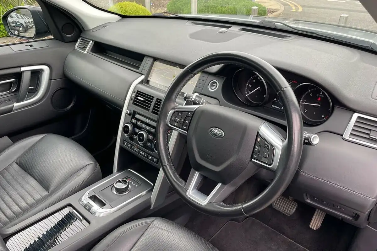 2018-land-rover-discovery-sport-20td4-hse-luxury-182ps-auto-big-37