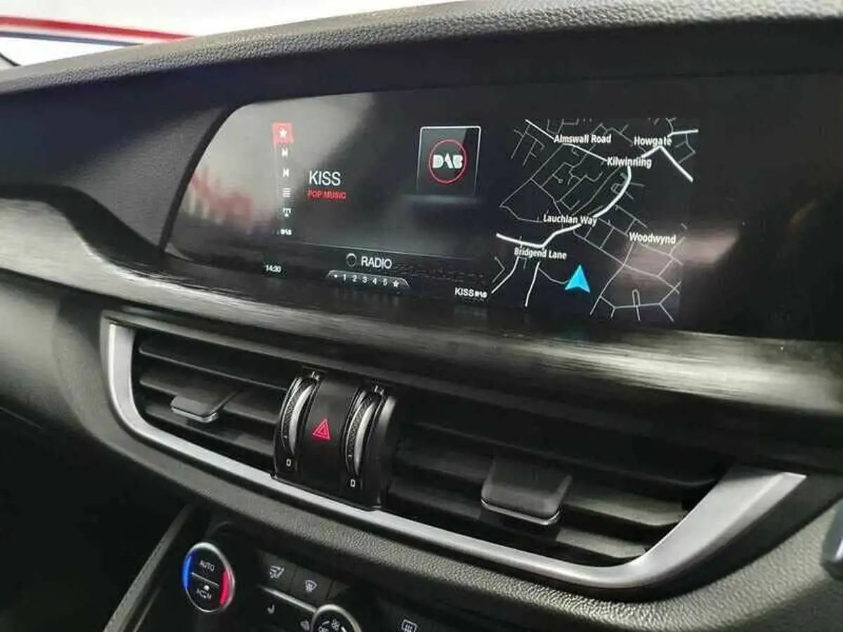 2018-alfa-romeo-stelvio-22td-super-177bhp-awd-big-15