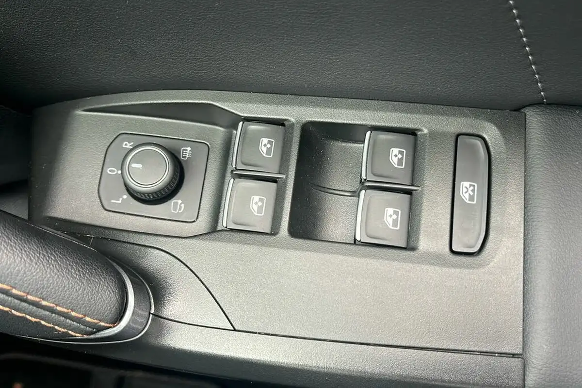 2022-cupra-formentor-20-tsi-v2-big-17