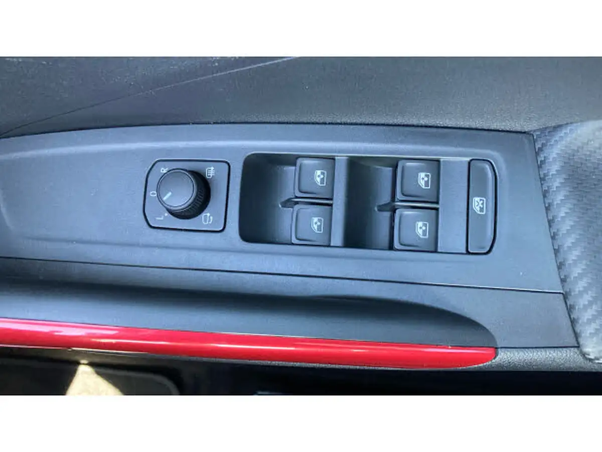 2025-skoda-fabia-15-tsi-monte-carlo-edition-big-36